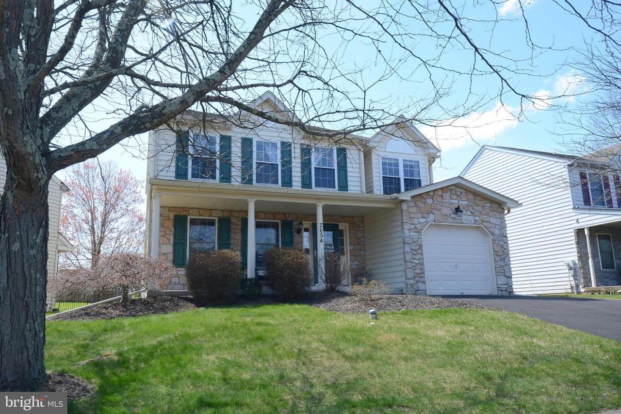 2054 Valley View Drive - Photo 1