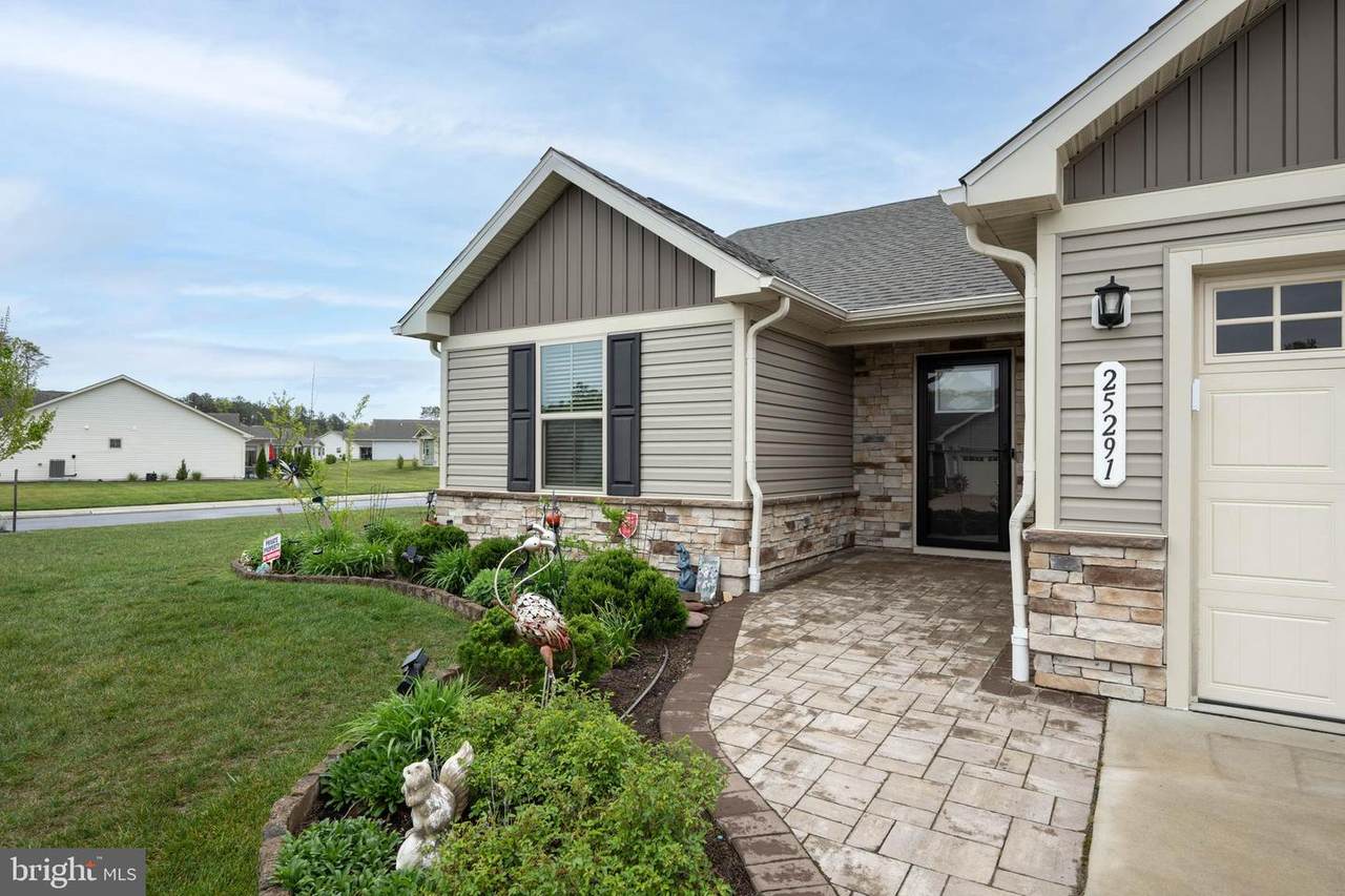 25291 Tannin Circle - Photo 1