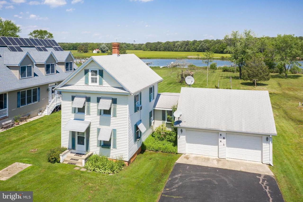 5841 Hudson Wharf Road - Photo 1