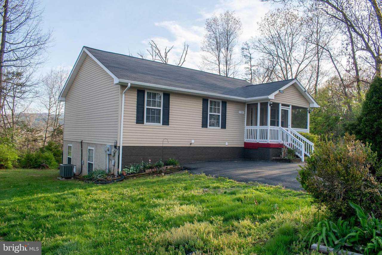 13 Crestview Drive - Photo 1