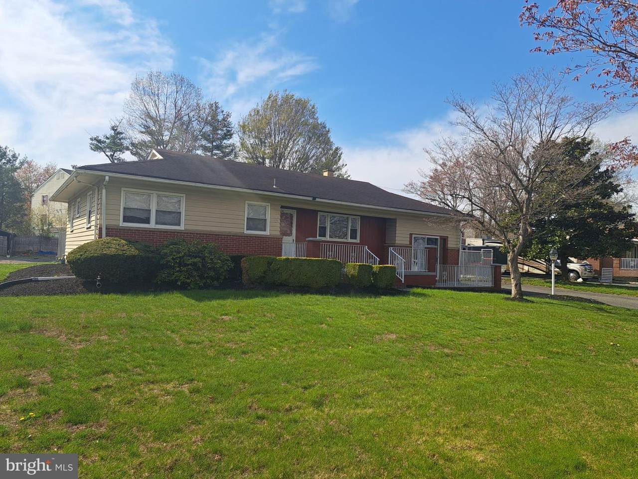 4032 Quakerbridge Road - Photo 1