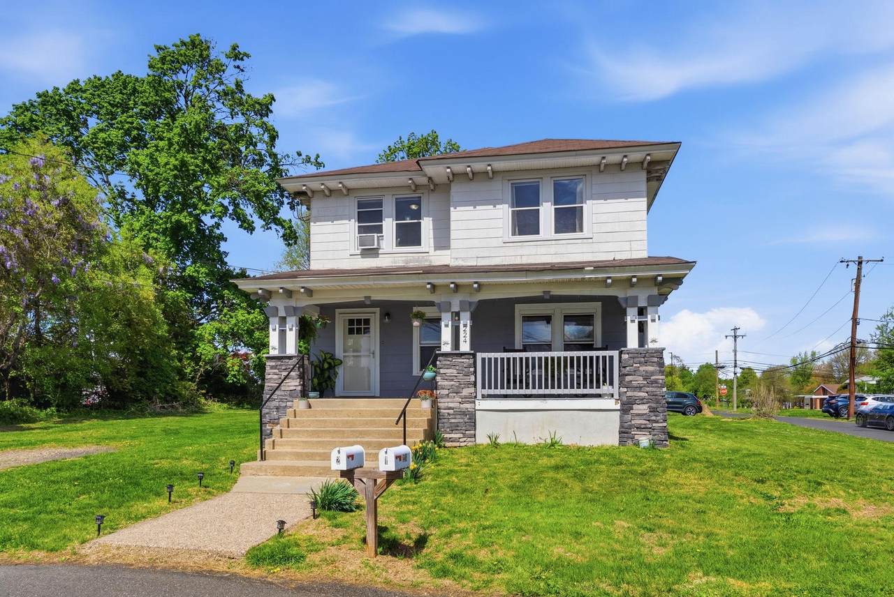 224 Oakdale Avenue - Photo 1