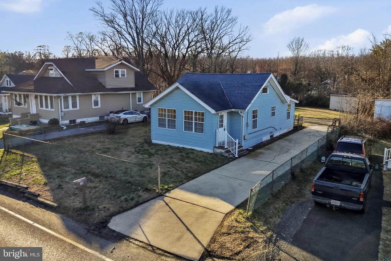 760 Tacoma Boulevard - Photo 1