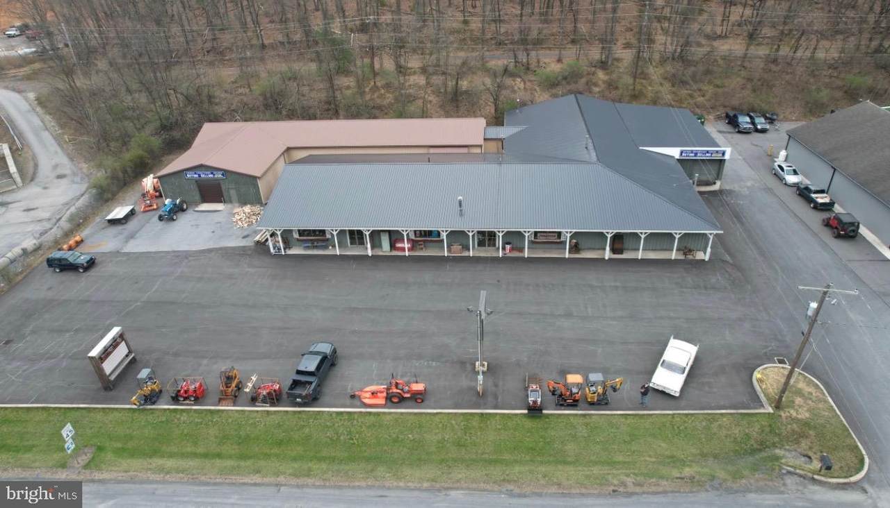561 Penn Pike - Photo 1