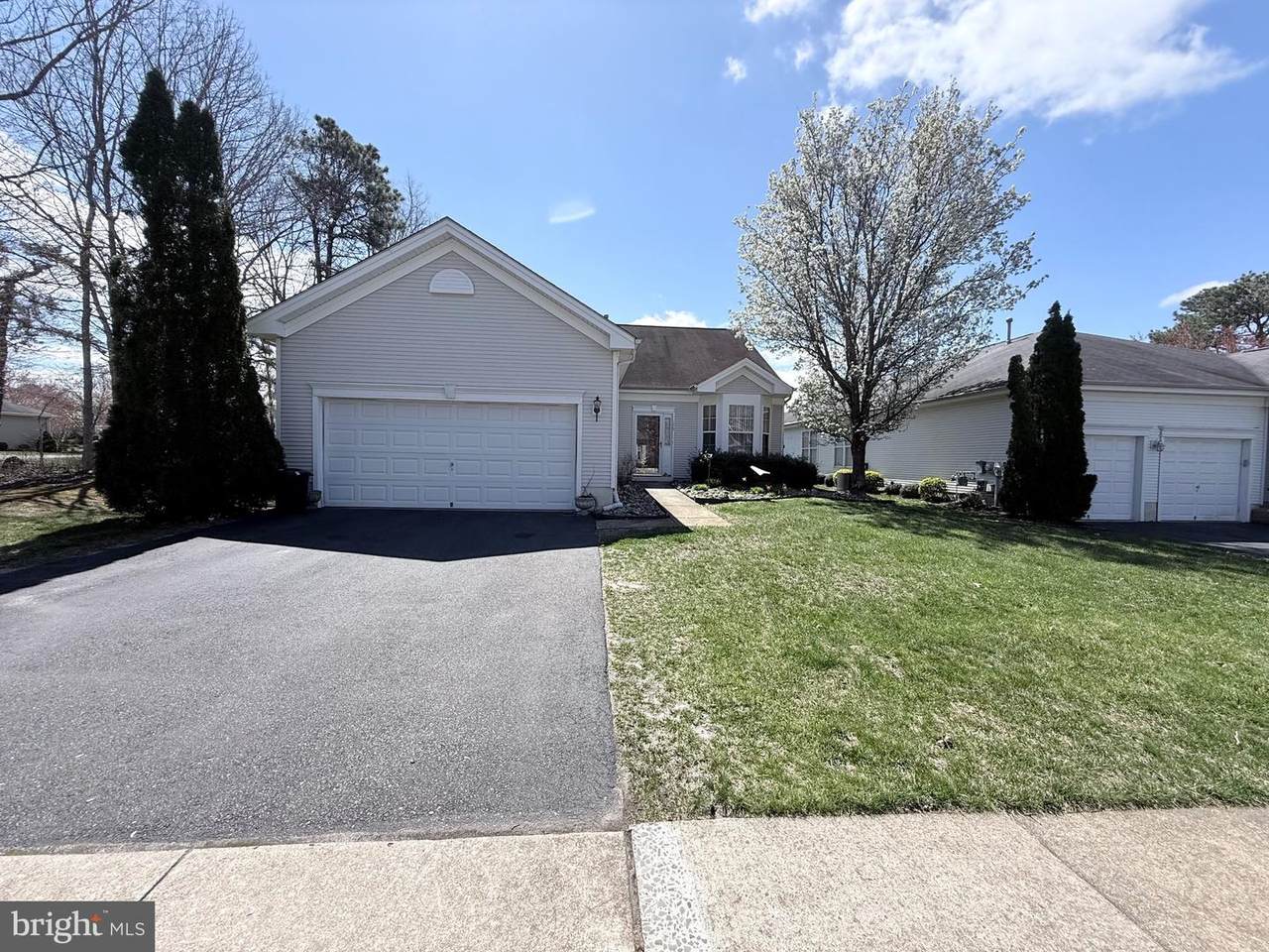 179 Brewster Drive - Photo 1