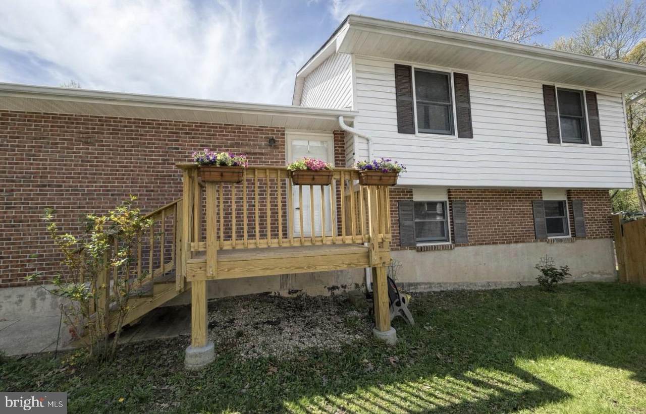 8121-A Elizabeth Road - Photo 1