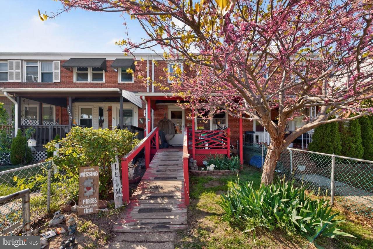 1920 Oxley Road - Photo 1