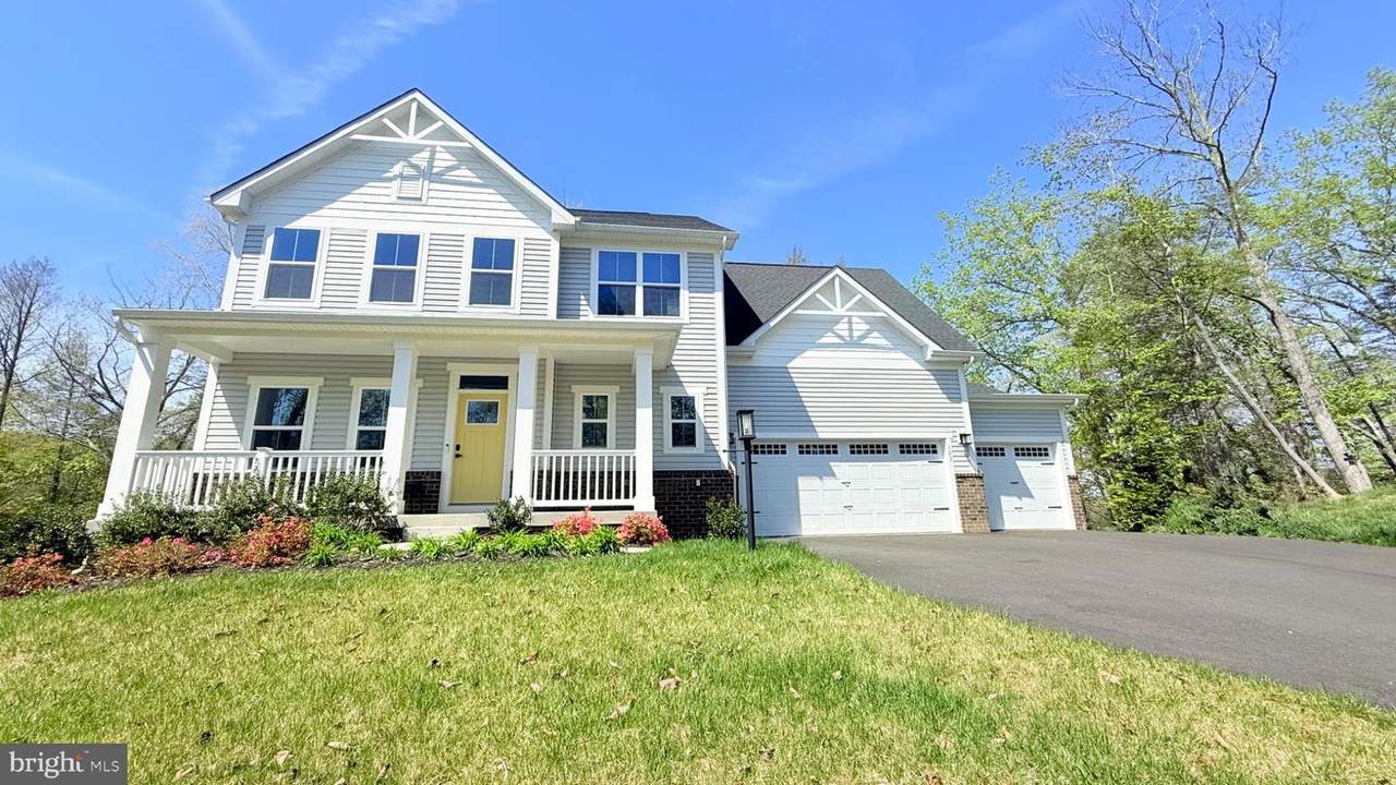 103 Lake Bluff Court - Photo 1