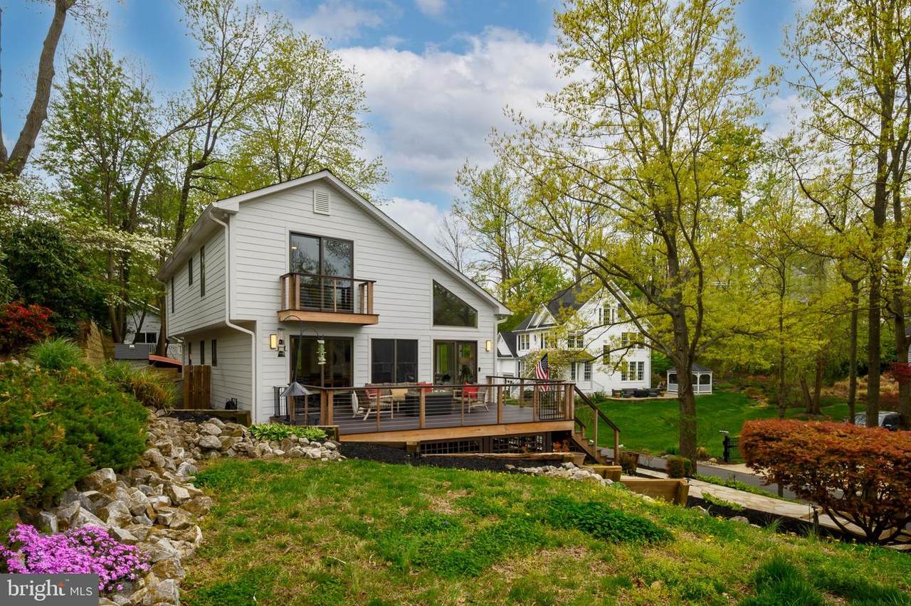 122 Shore Road - Photo 1