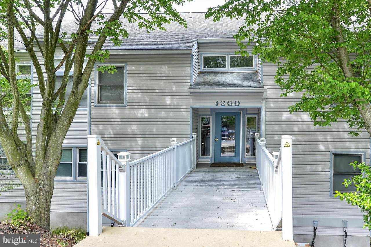 4201 Claremont Court - Photo 1