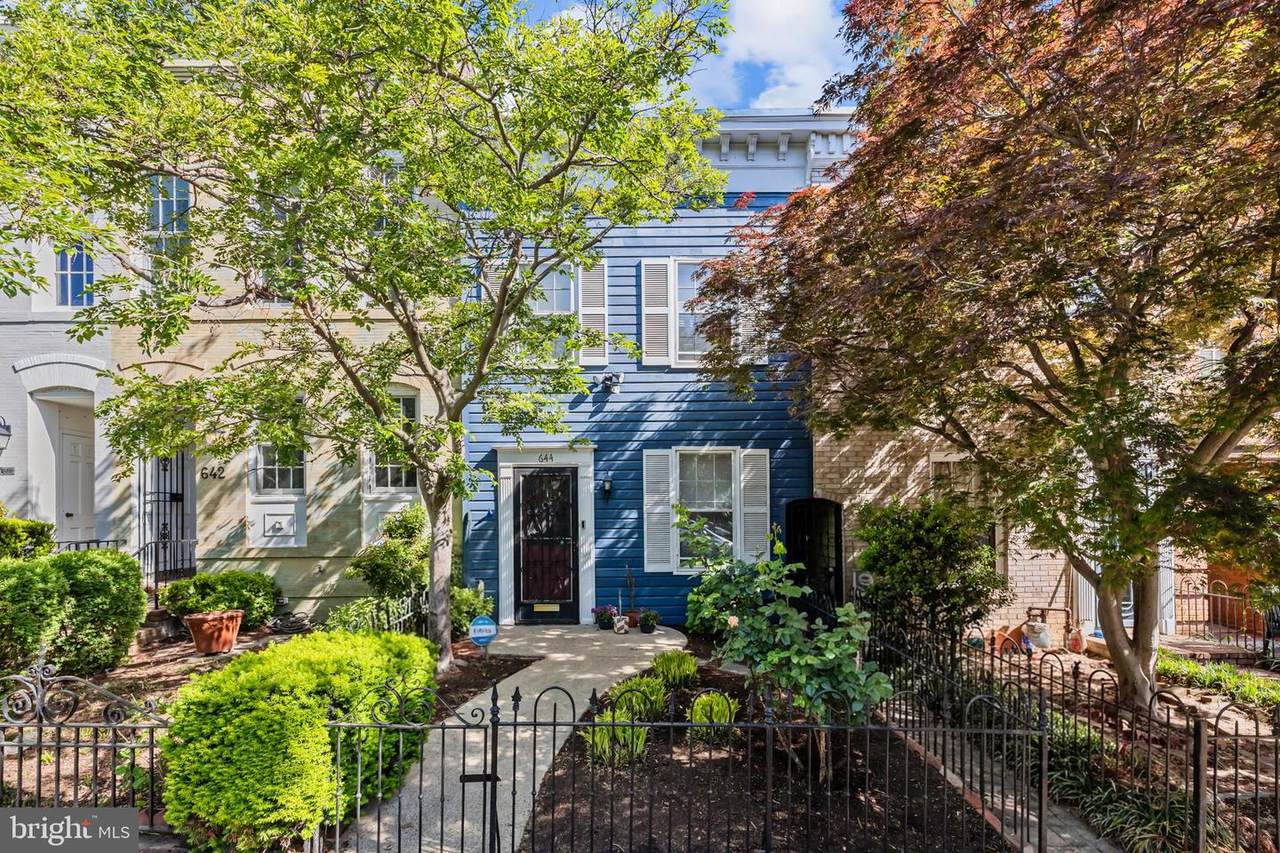 644 E Street - Photo 1