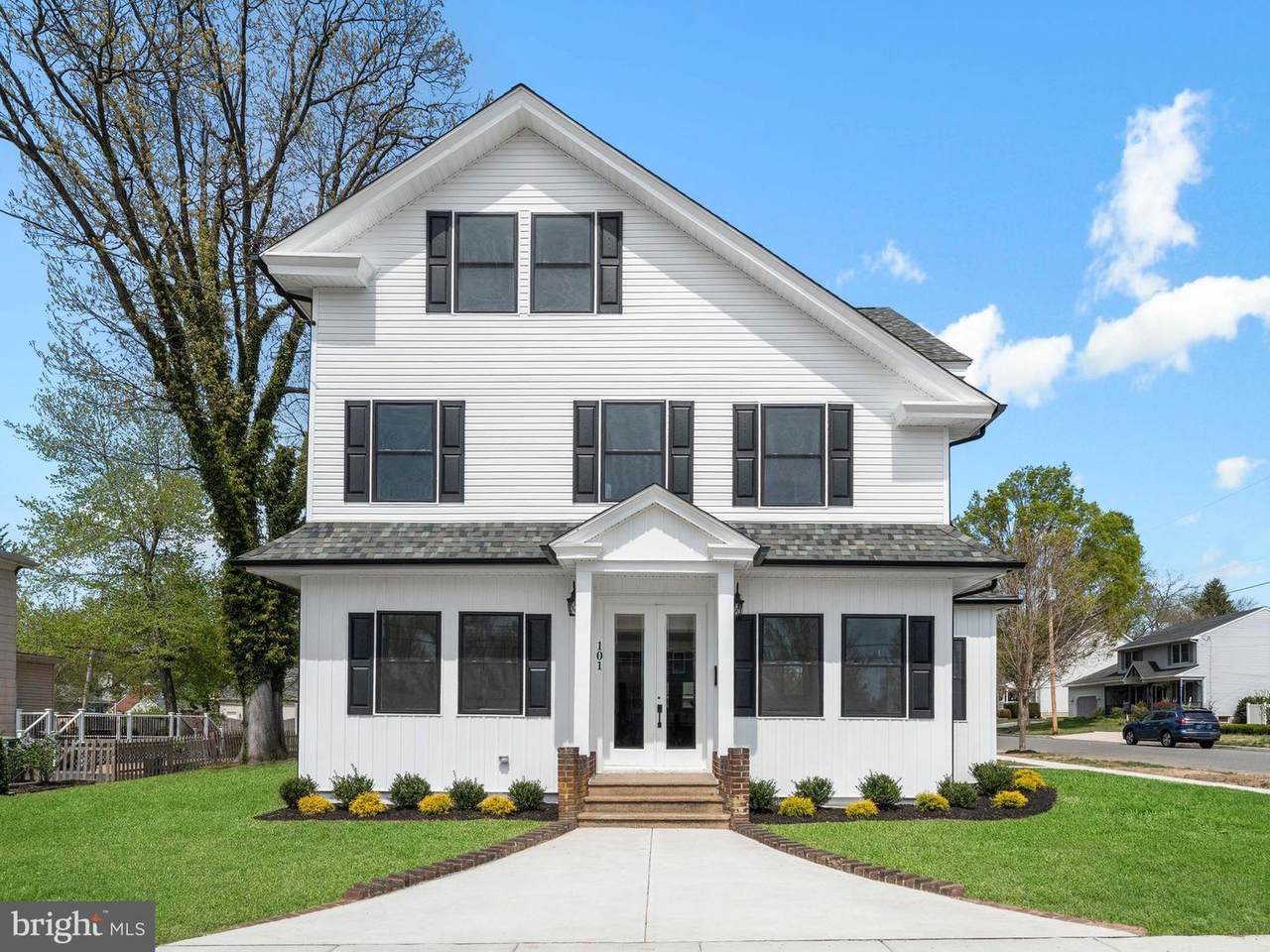 101 Mantua Avenue - Photo 1