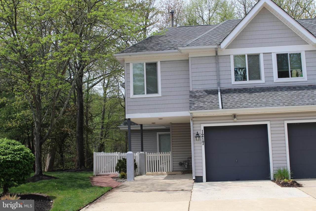 1217 Chanticleer - Photo 1