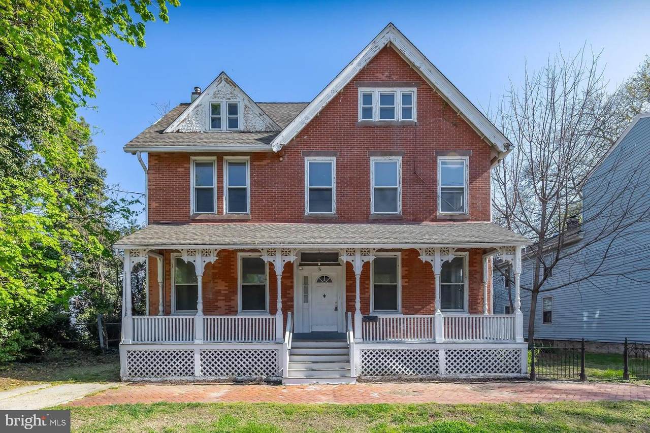 74 Broadway - Photo 1