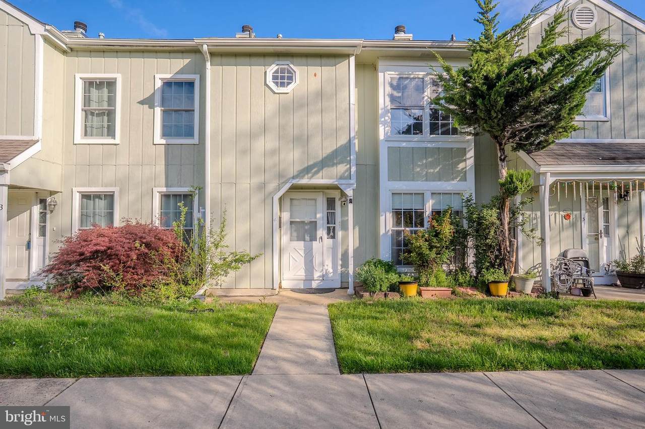 4 Pond View Drive - Photo 1