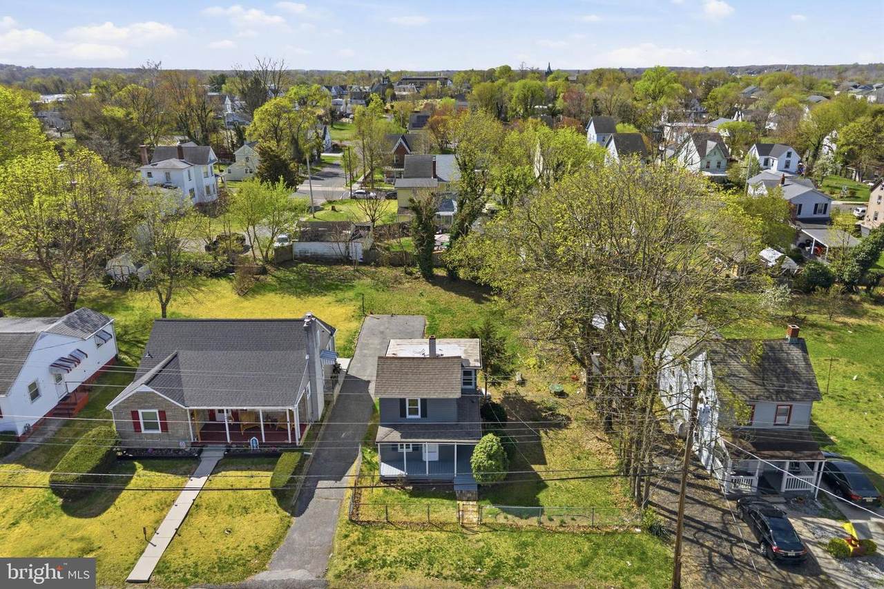 60 American Avenue - Photo 1