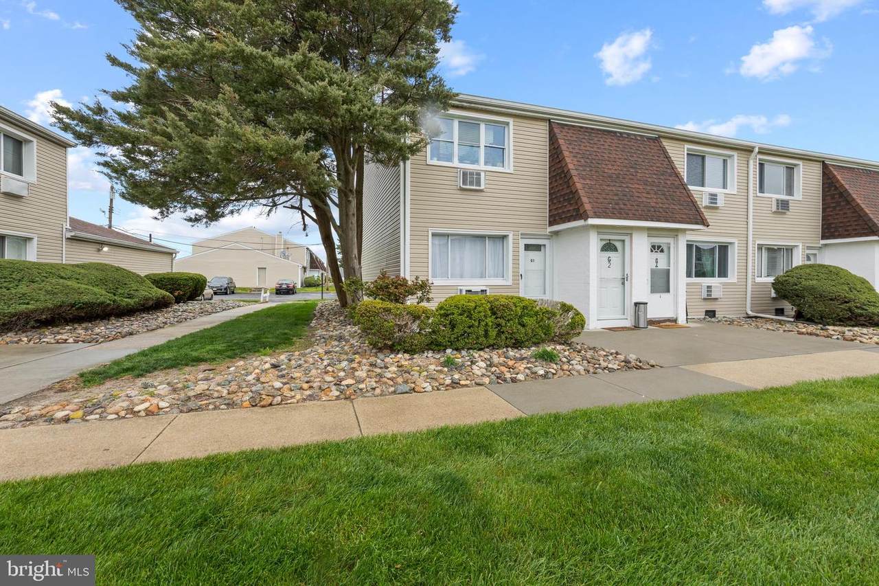 4901 Harbor Beach Boulevard - Photo 1