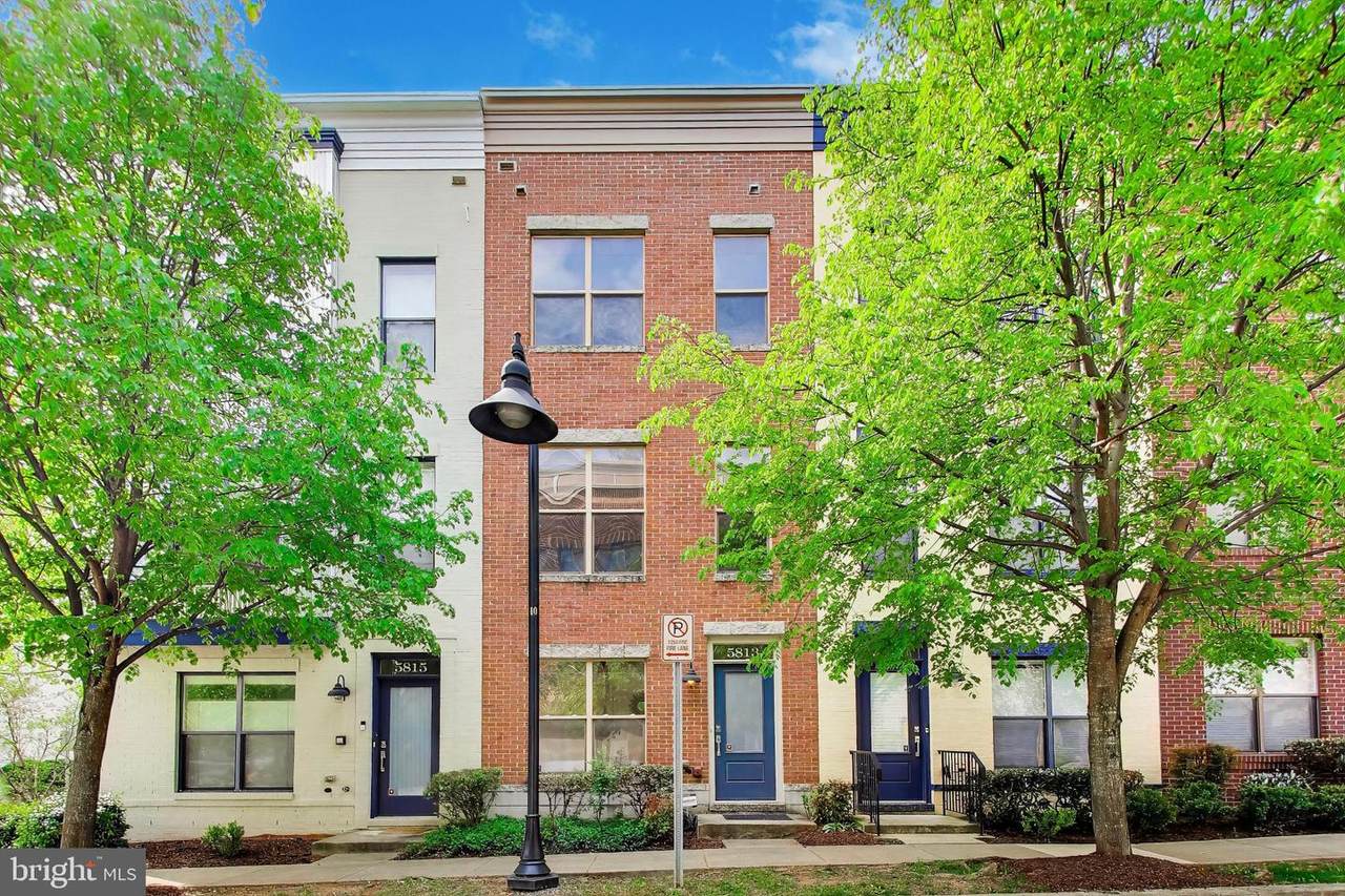 5813 Lustine Street - Photo 1