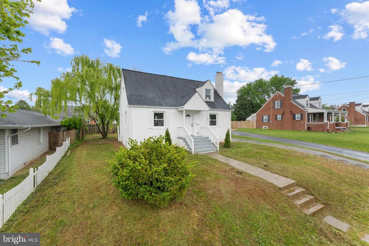227 Manassas Avenue - Photo 1
