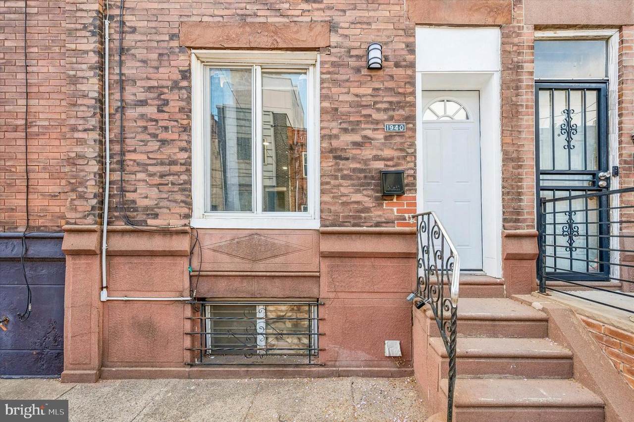 1940 Lambert Street - Photo 1