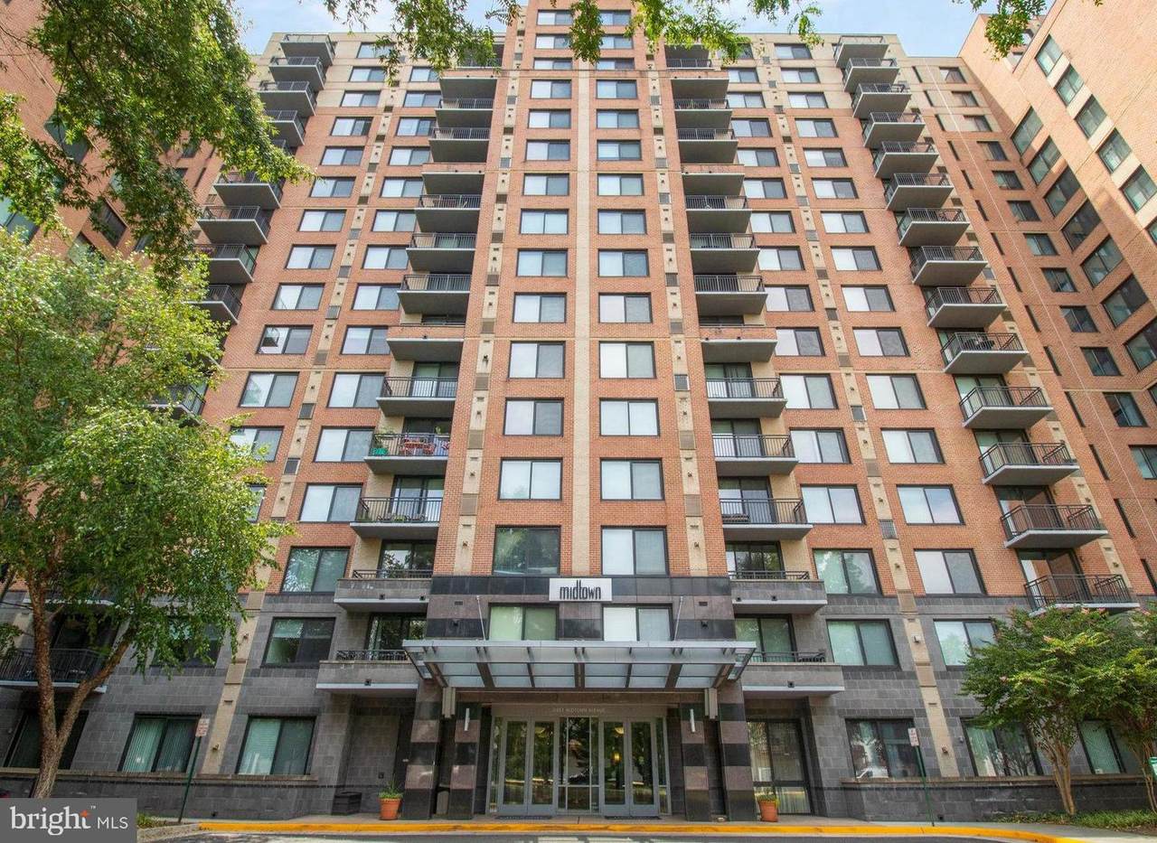 2451 Midtown Avenue - Photo 1
