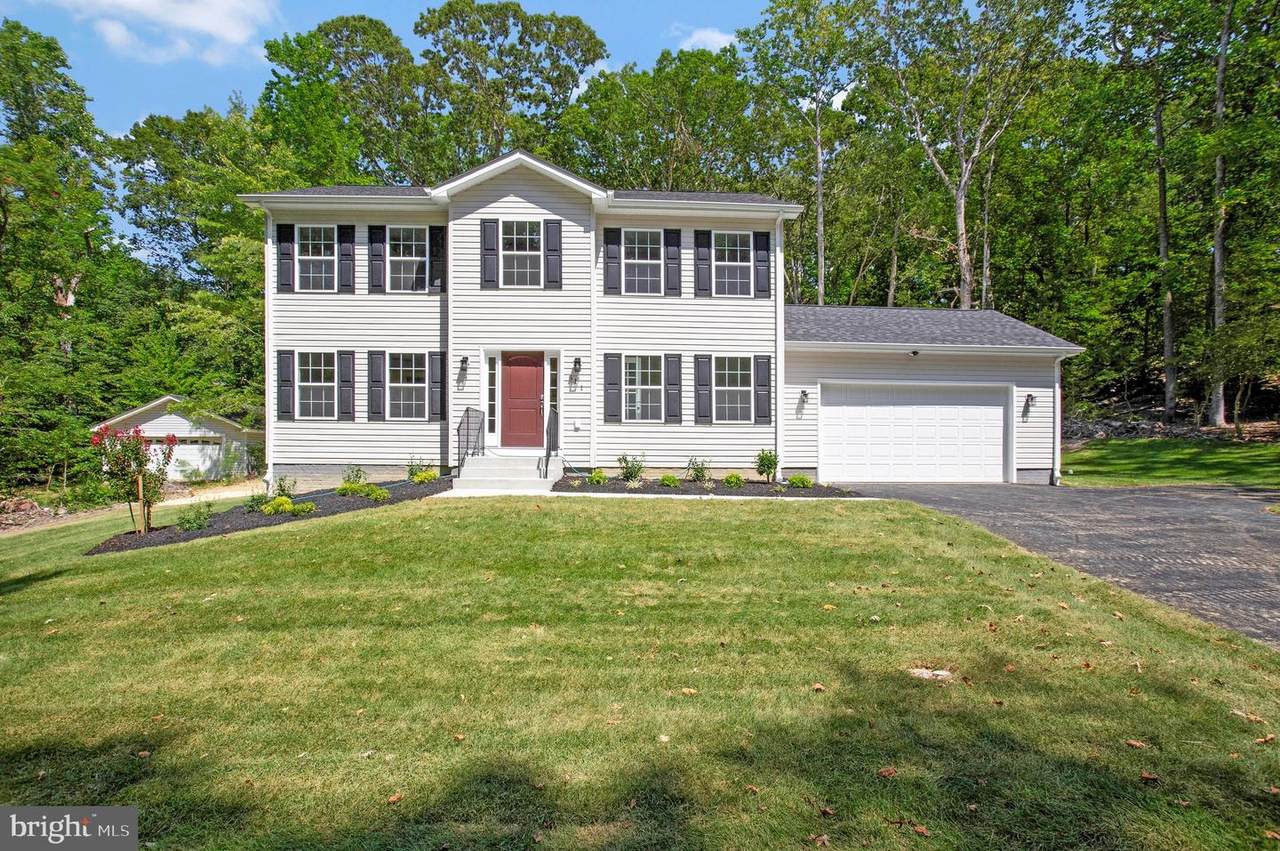 8 Poplar Lane - Photo 1
