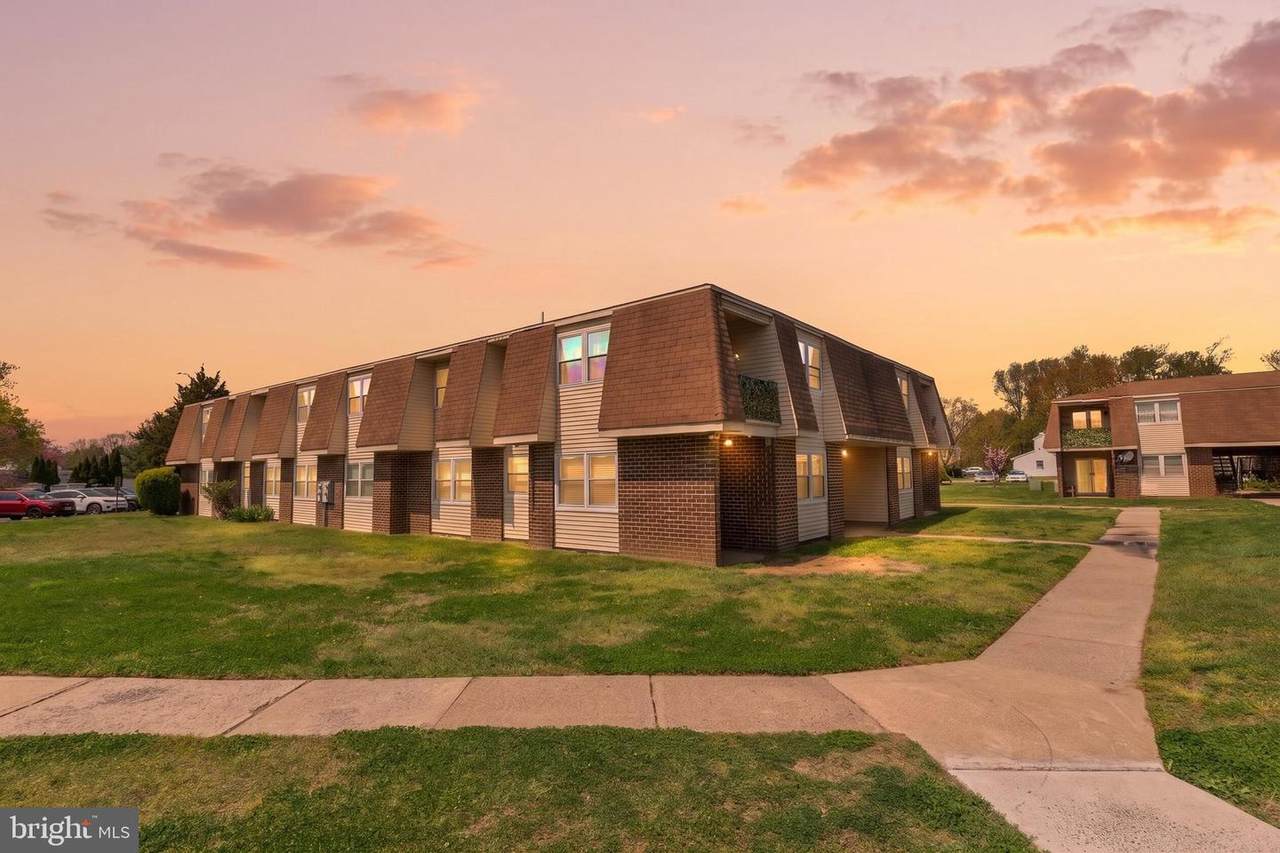 7 Florence Tollgate Place - Photo 1