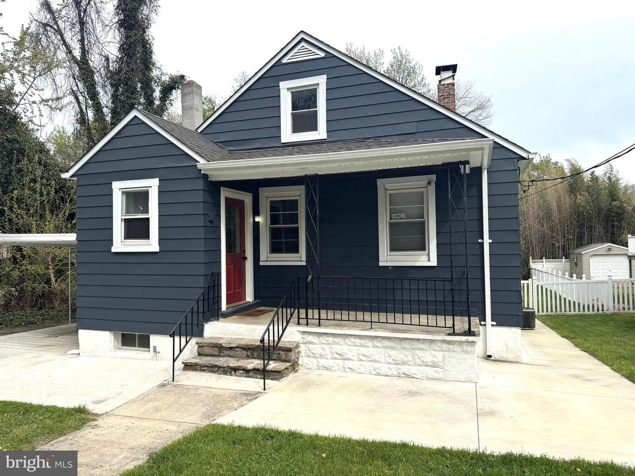 5819 Westwood Avenue - Photo 1