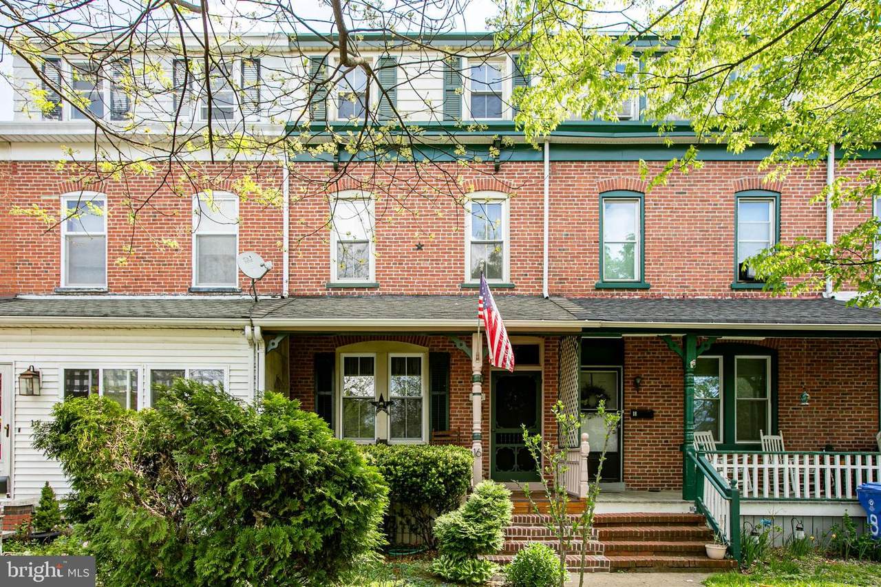 16 3RD Avenue - Photo 1