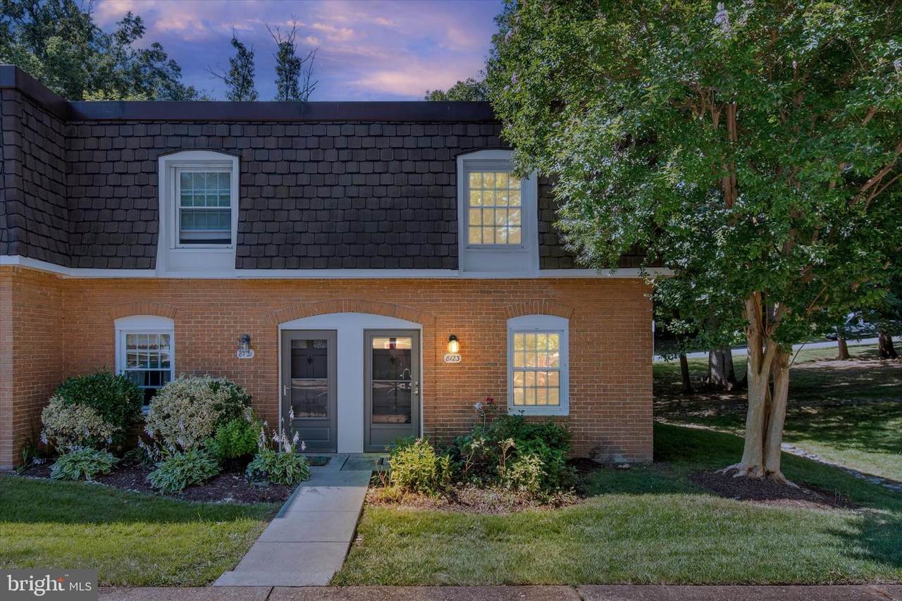 8123 Kingsway Court - Photo 1