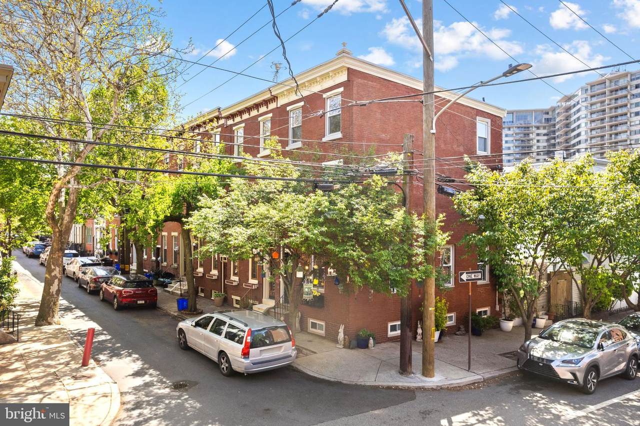 2456 Meredith Street - Photo 1