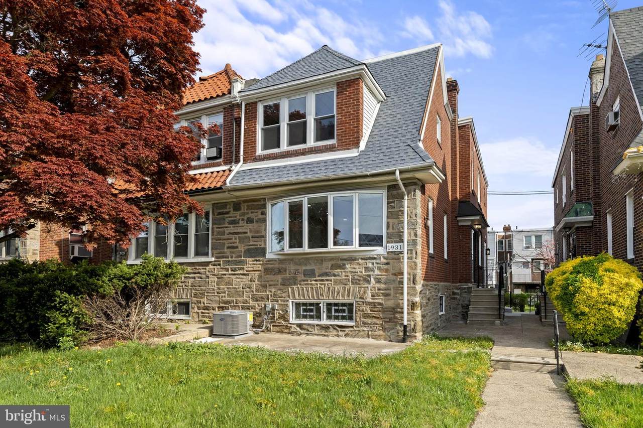 1931 71ST Avenue - Photo 1