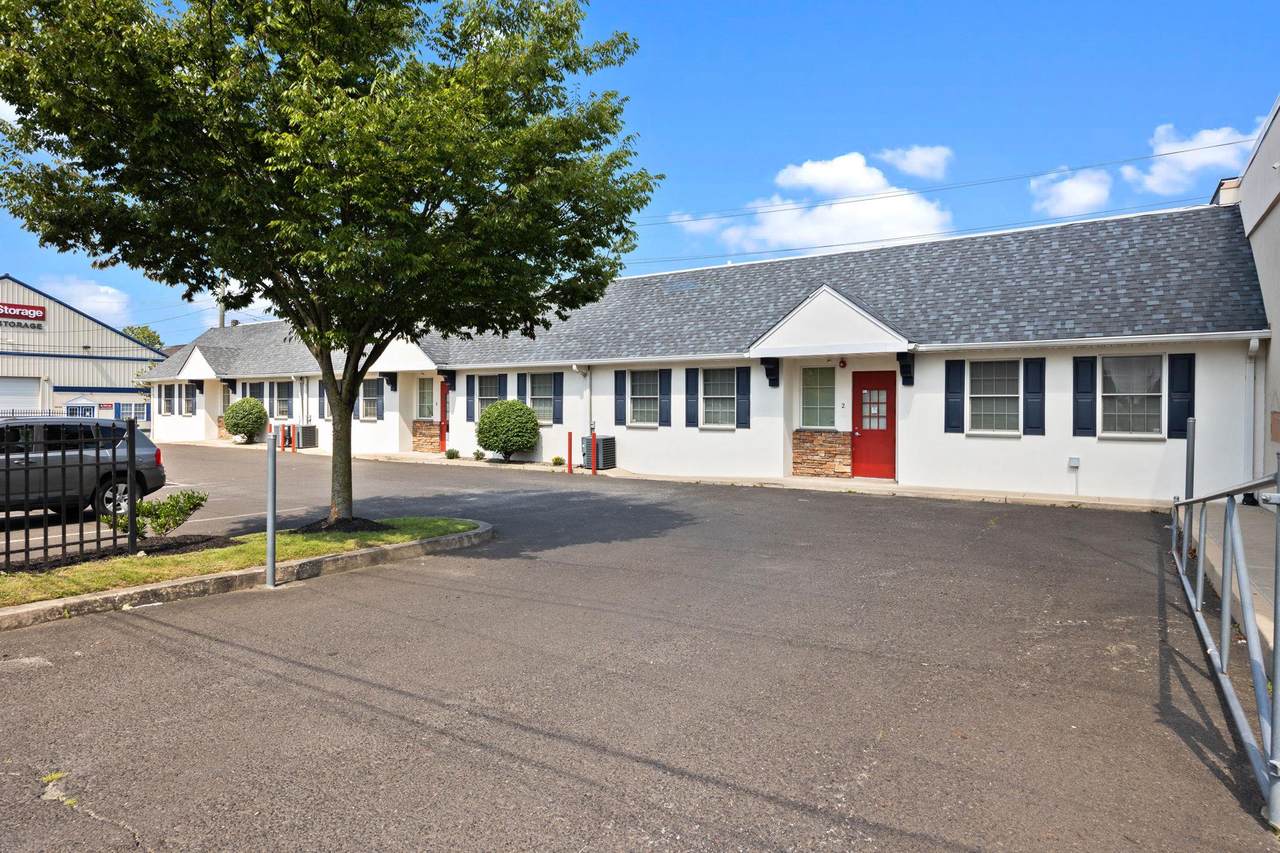 1101 Ivy Hill Road - Photo 1