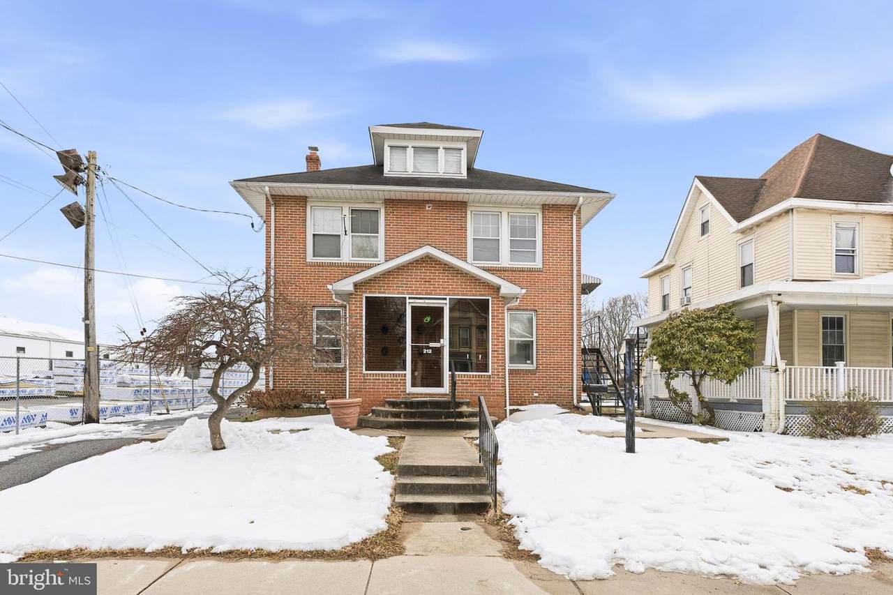 212 Main Street - Photo 1