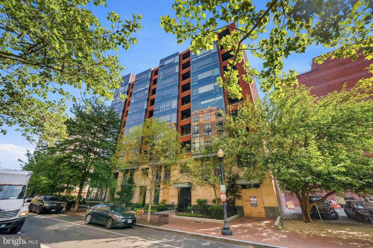 1117 10TH Street - Photo 1
