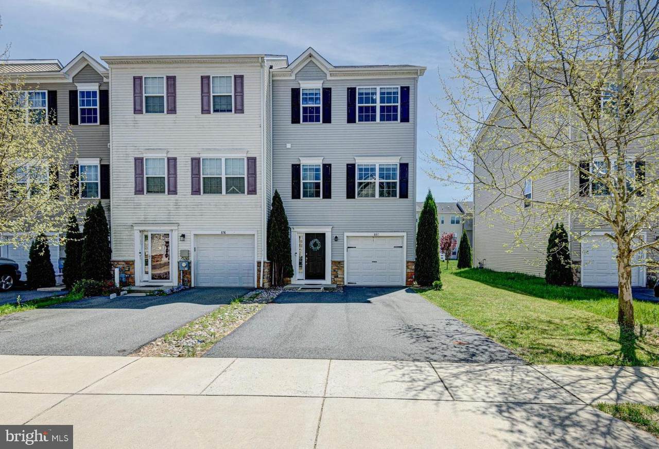 860 Lissicasey Loop - Photo 1