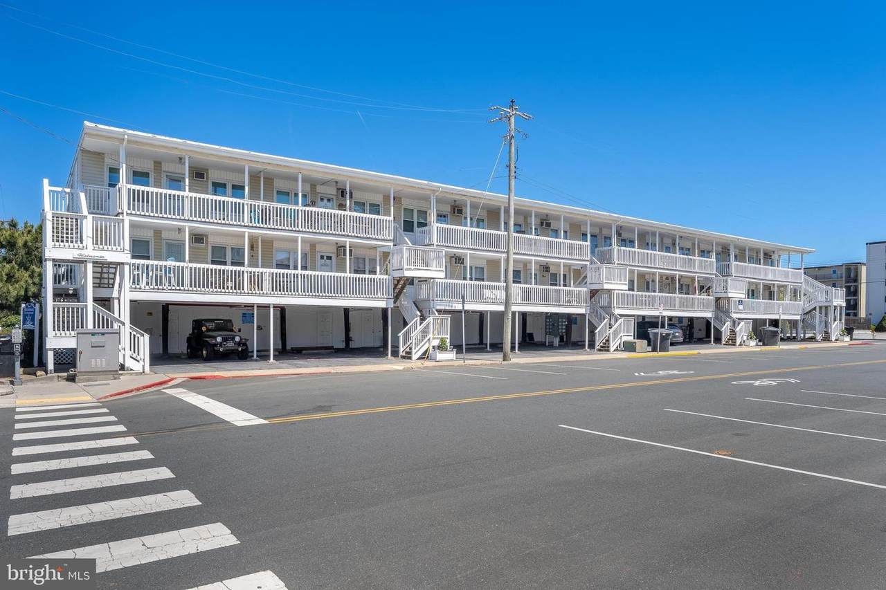 14 123RD Street - Photo 1