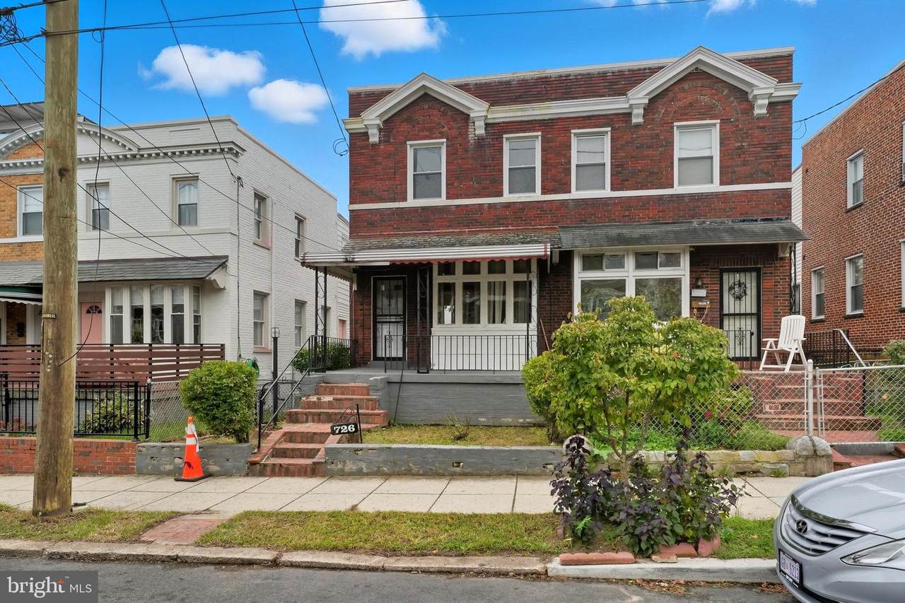 726 Somerset Place - Photo 1