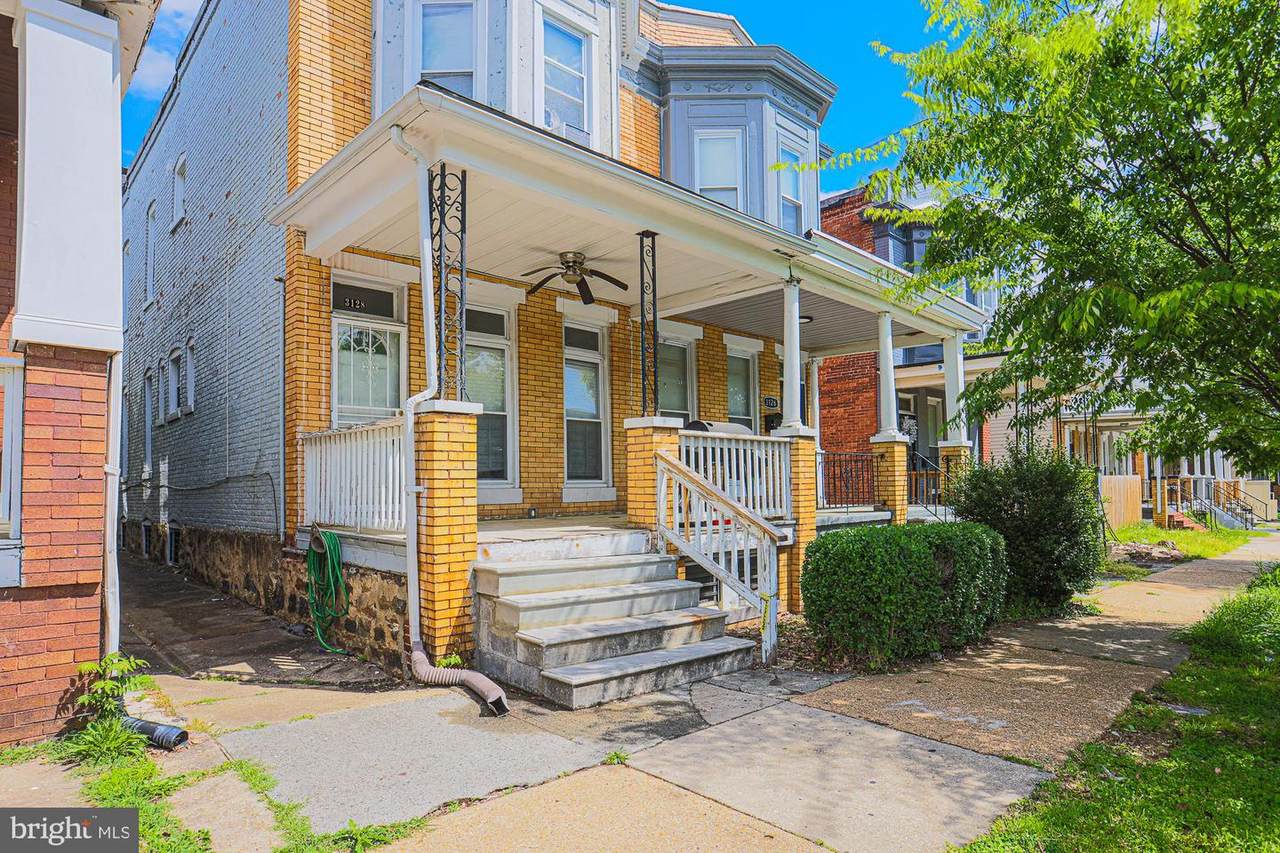 3128 Baker Street - Photo 1