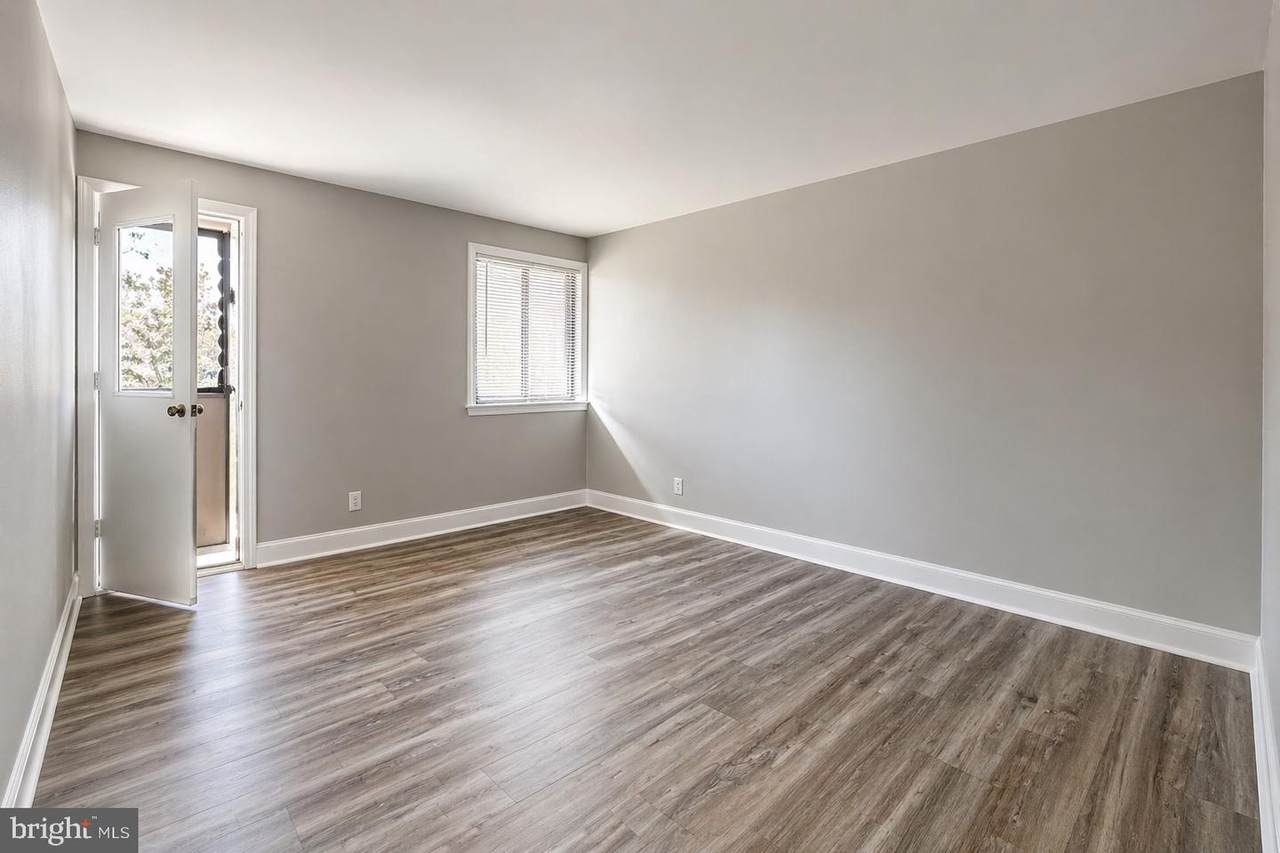 3906 Stonegate Dr - Photo 1