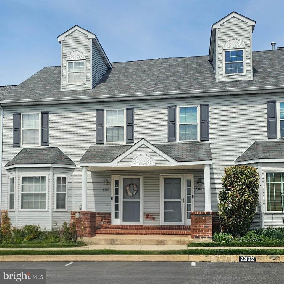 2303 Grant Court - Photo 1