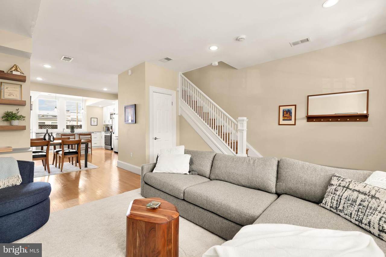 407 Delafield Place - Photo 1