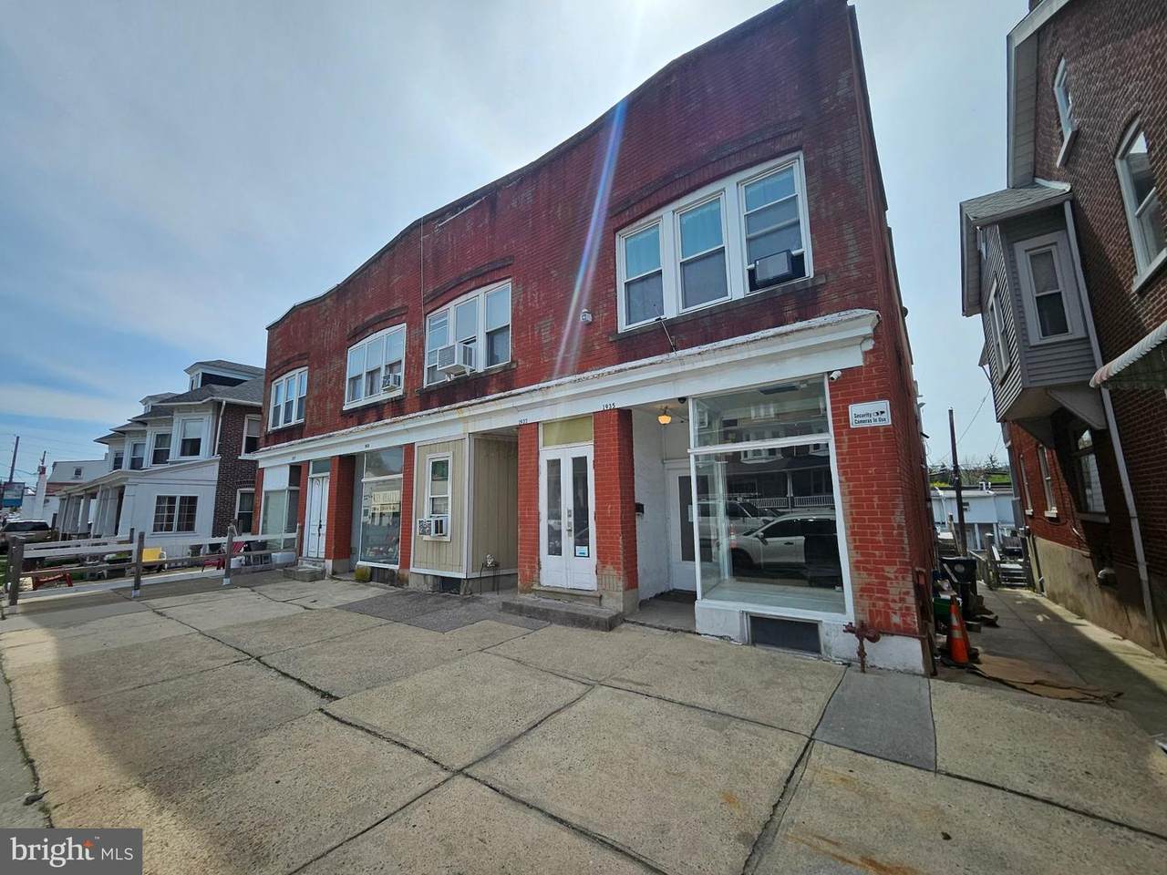 1935 Broad Street - Photo 1