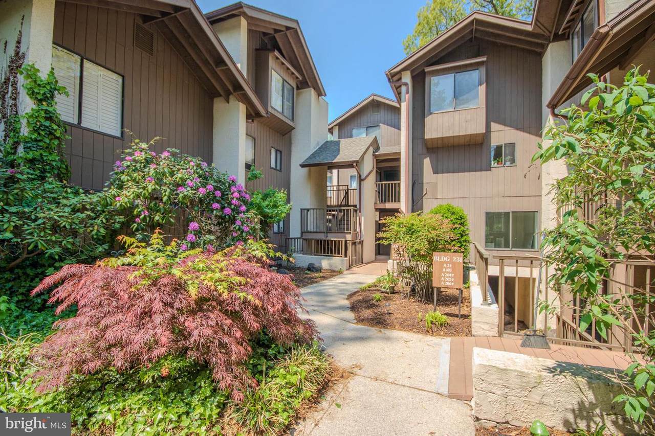231 Canal Park Drive - Photo 1