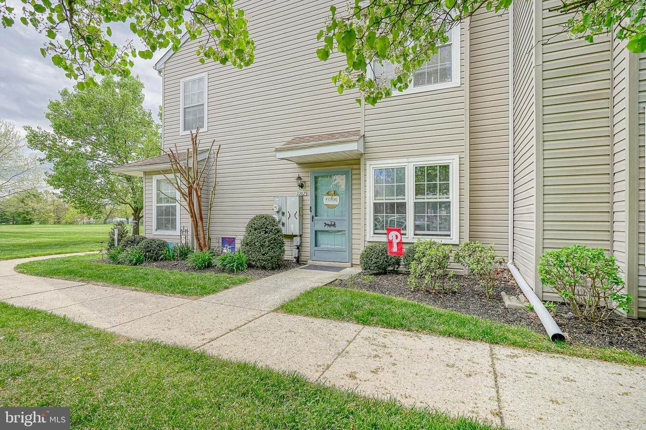 2207 Tanglewood Court - Photo 1