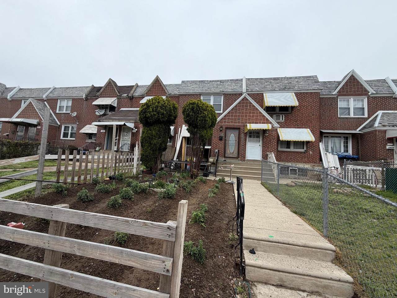1925 Princeton Avenue - Photo 1