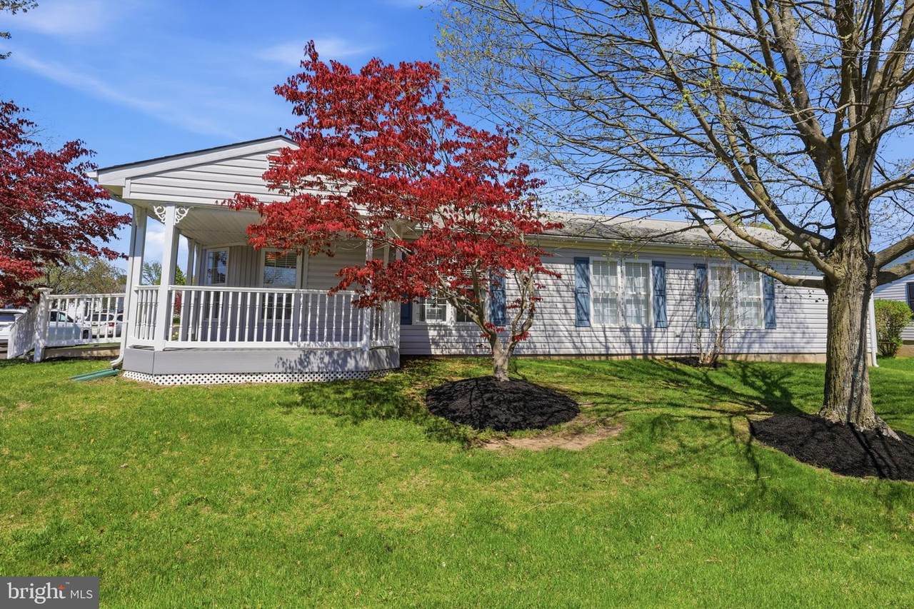 119 Goldenrod Crossing - Photo 1