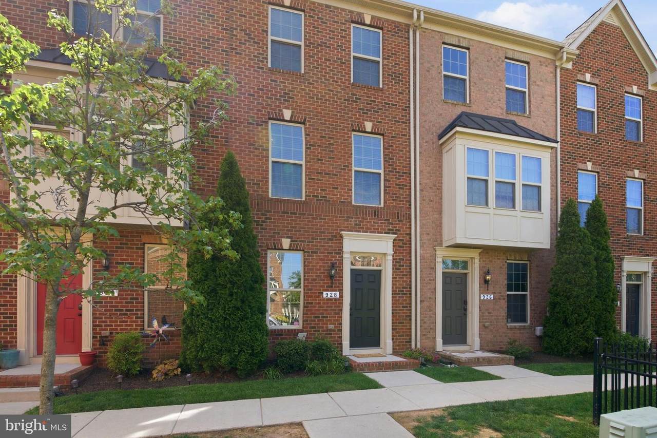 https://bt-photos.global.ssl.fastly.net/brightmls/1280_boomver_1_804811544328-2.jpg