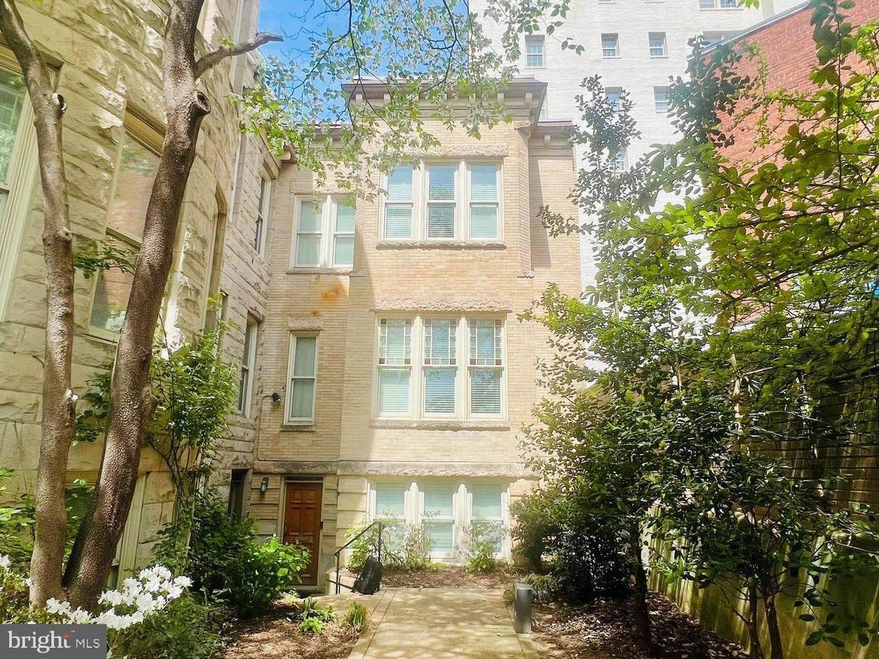 2107 S Street - Photo 1