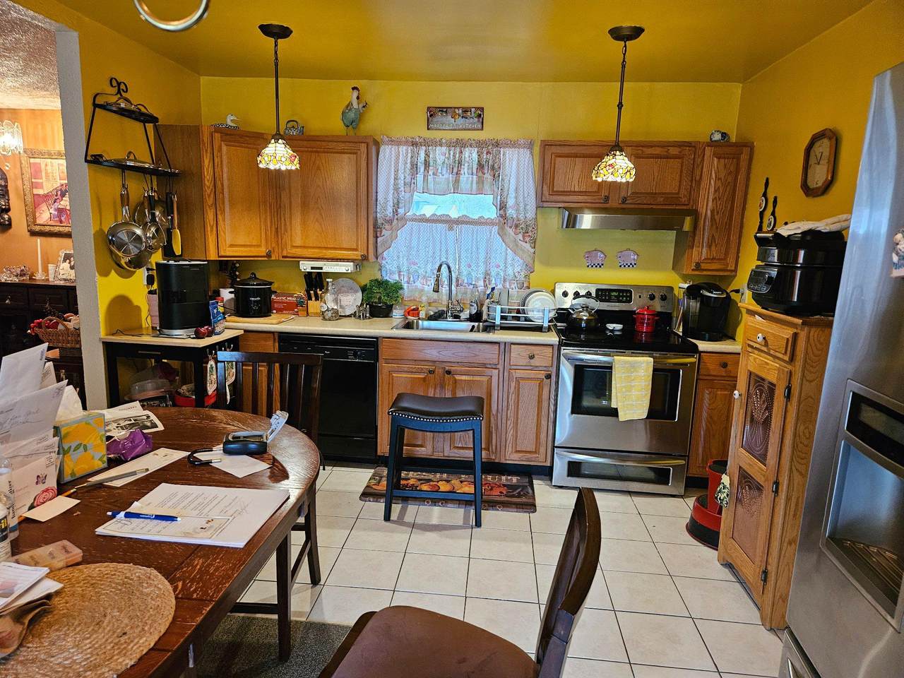 https://bt-photos.global.ssl.fastly.net/brightmls/1280_boomver_1_804812506370-2.jpg